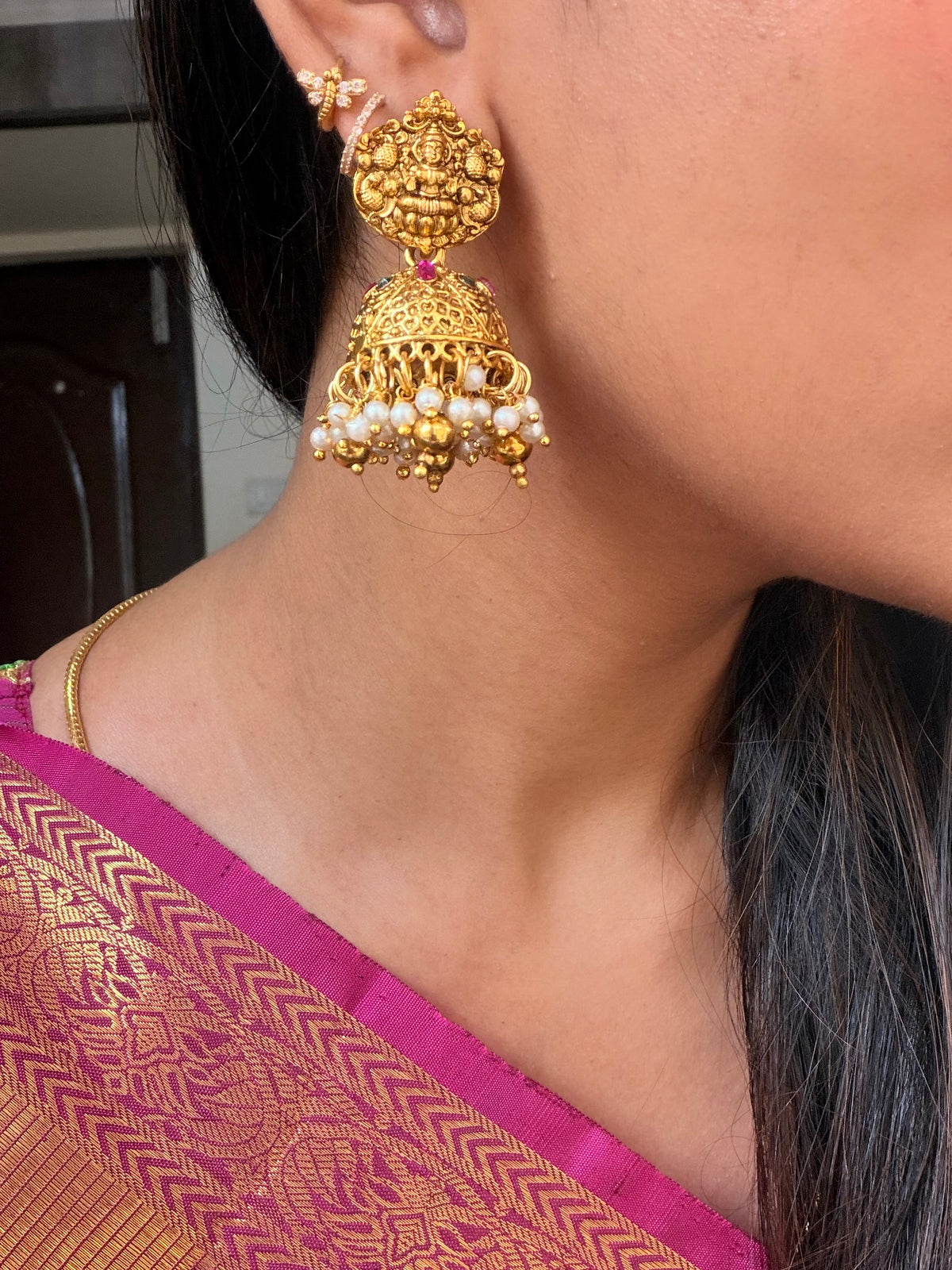 Lakshmi with pink Kundan necklace