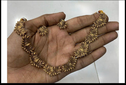 Lotus necklace