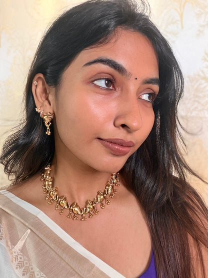 Full elephant necklace