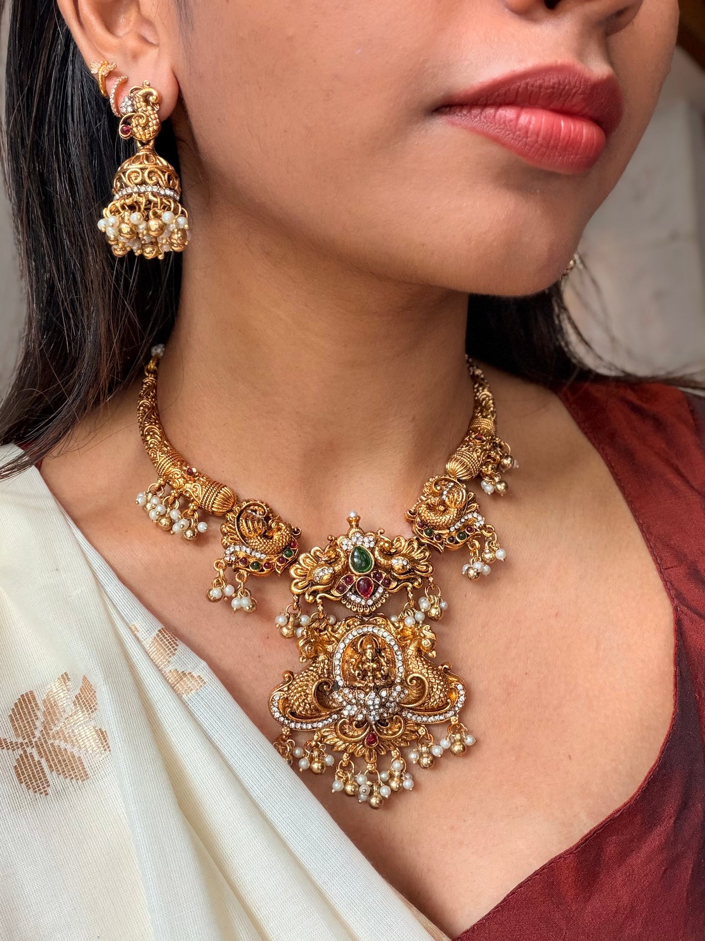 Lakshmi grand necklace set