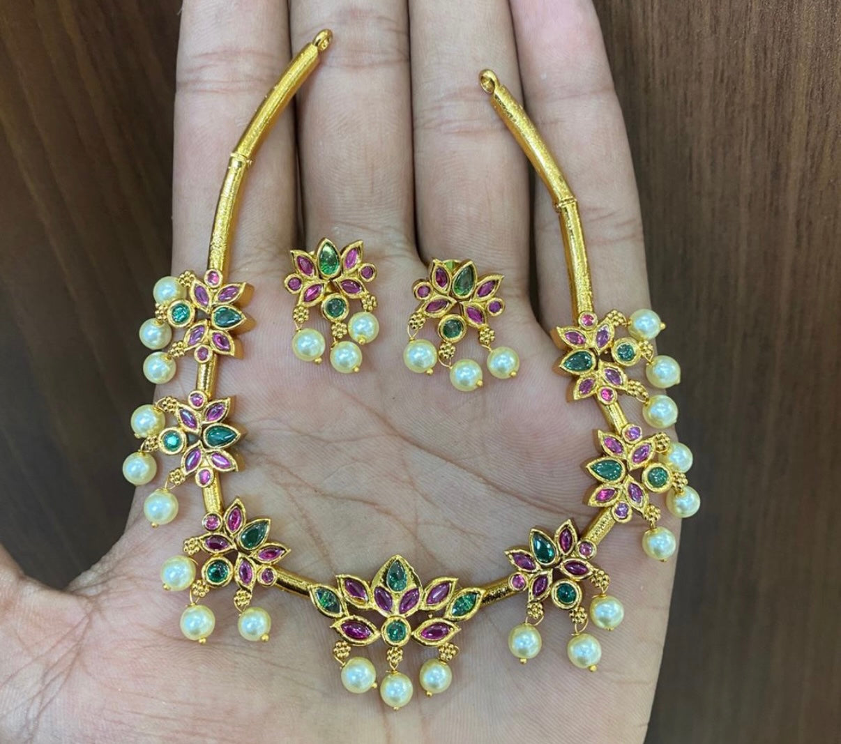 Lotus necklace set