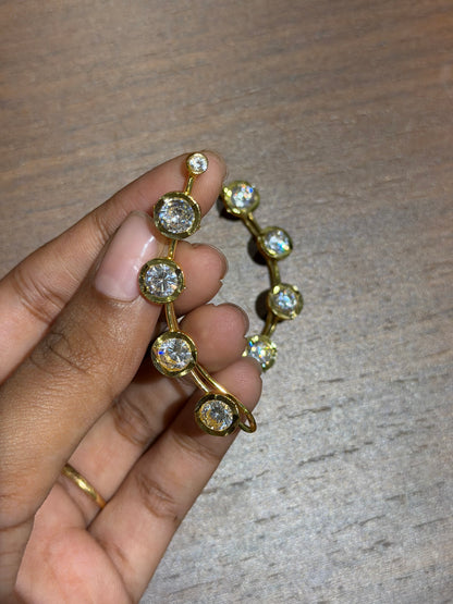 5 stone Earcuff