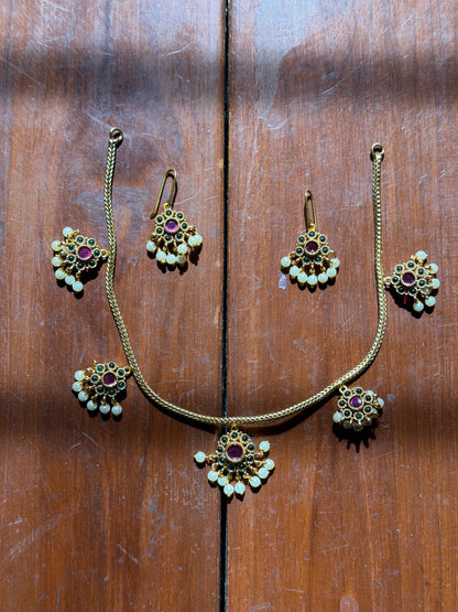 Small kemp necklace