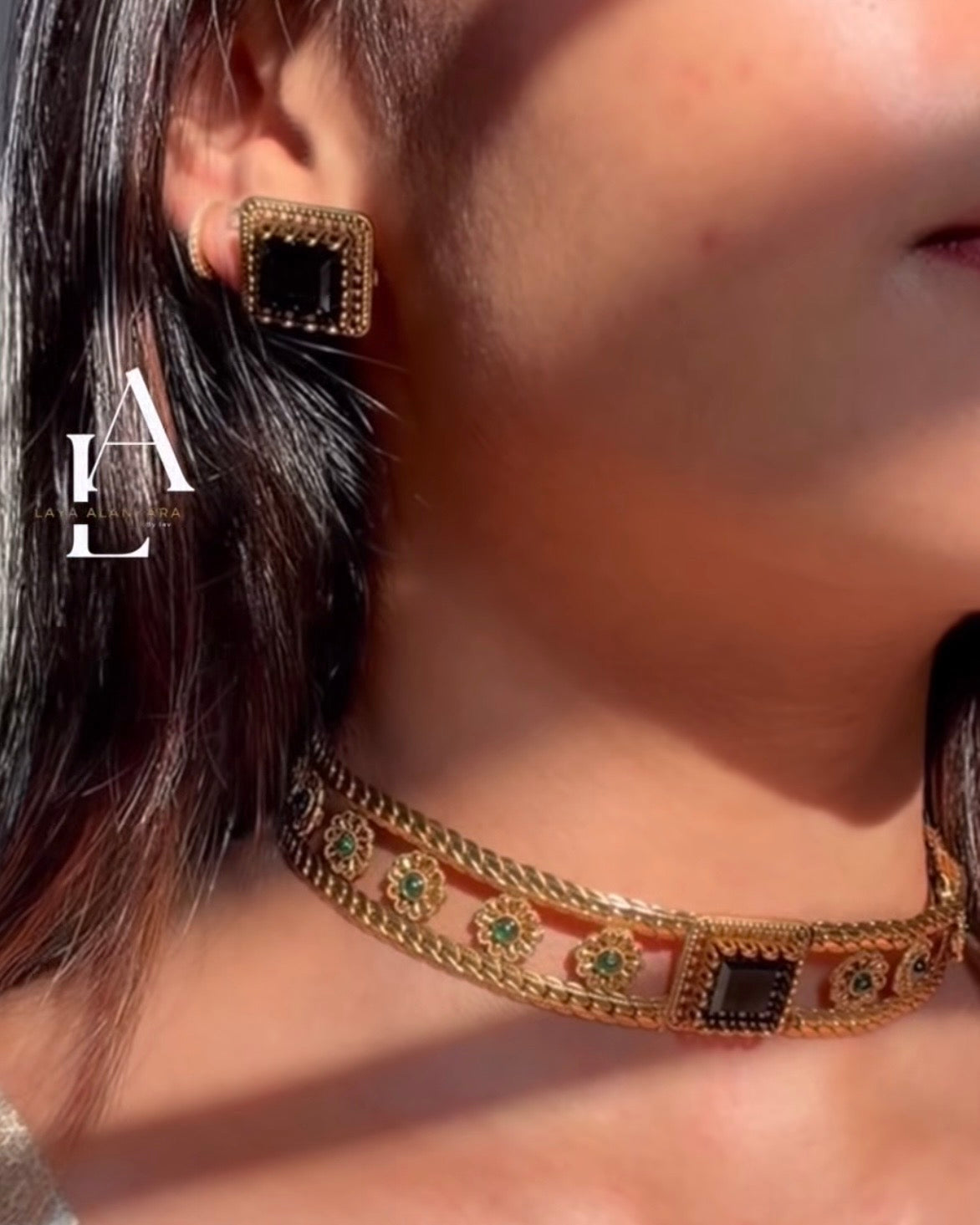 Box Stone choker set