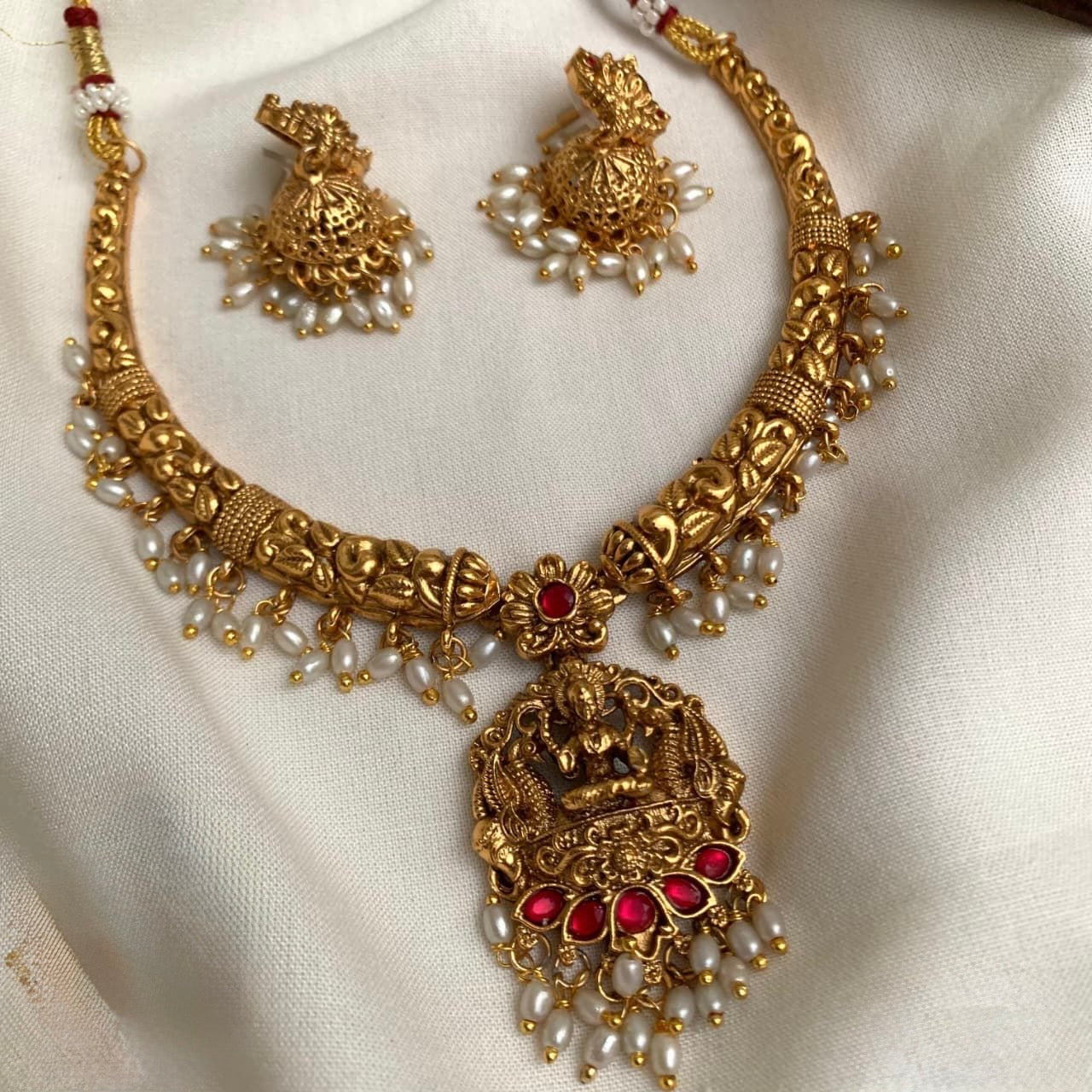 Lakshmi necklace set
