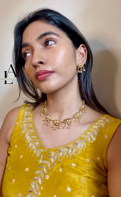 Full gold Lotus necklace set